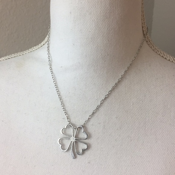 Jewelry - 5 for $15 Clover Necklace